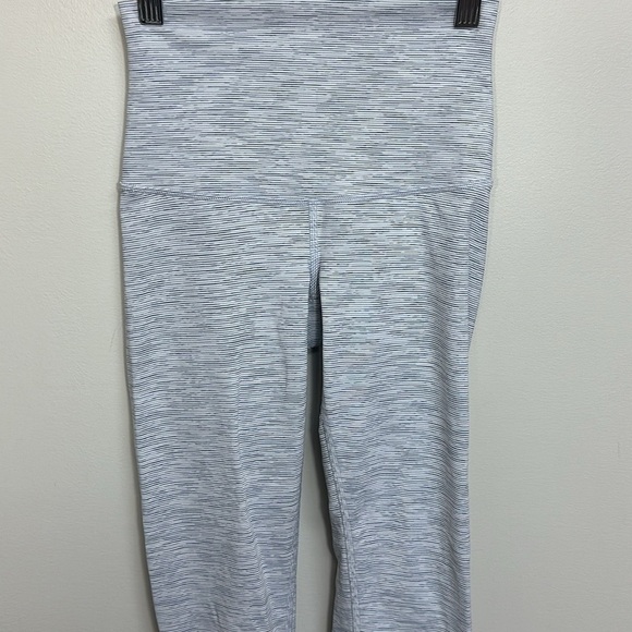 Lululemon Wunder Under Crop II Scallop 23" Wee Are From Space Silver Spoon - Picture 5 of 8